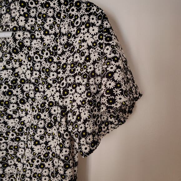 Levi’s Floral Maxi Dress | Button-Up | Short Sleeve | Holiday-Ready | Sz small - Picture 6 of 11